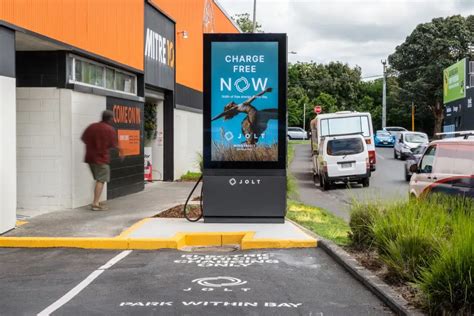 Mitre 10 Solution Store Ponsonby, 272 Richmond Road, Grey .
